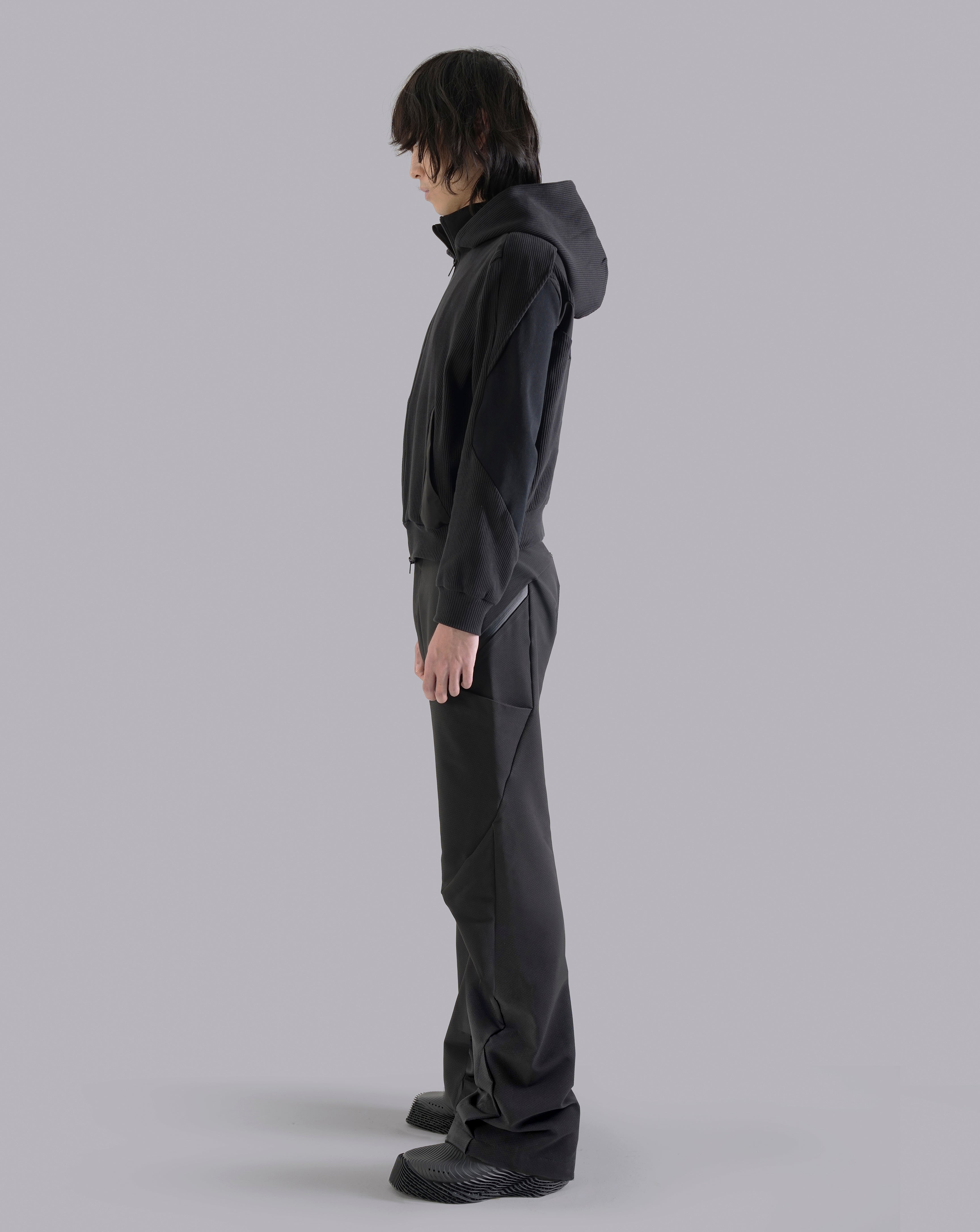 LV.1 Zipup Black X - NOTINLIST
